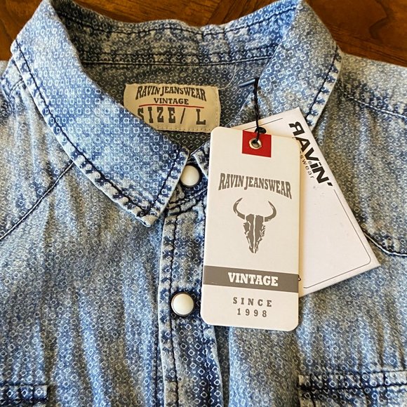 BNWT Men's Denim Shirt - Picture 7 of 11